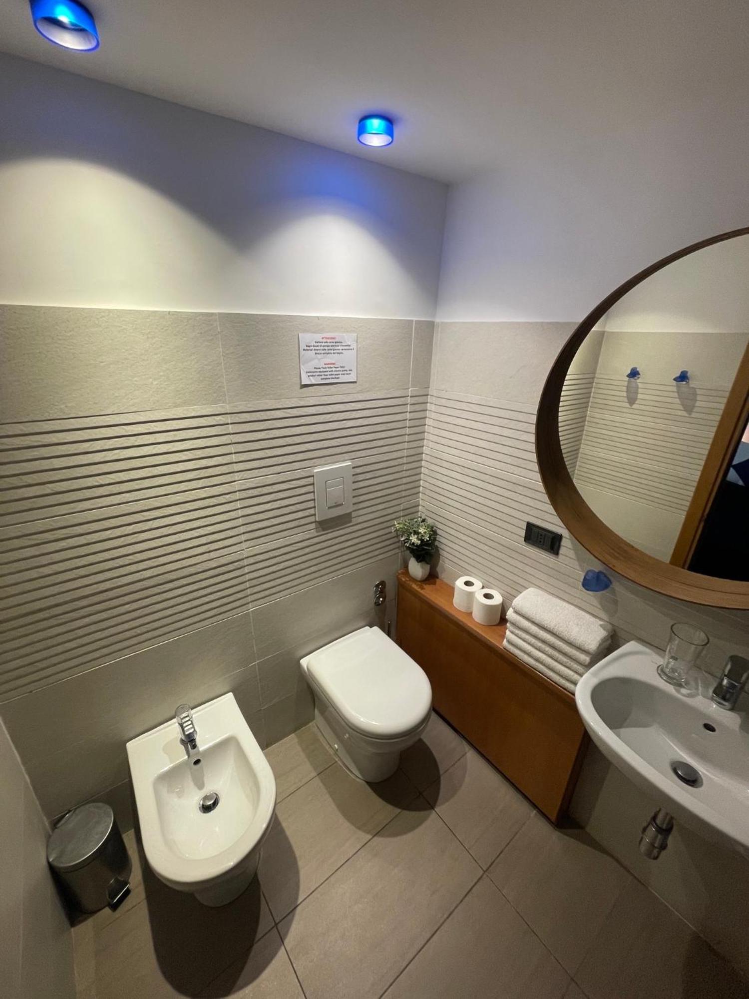 Lanova21 Bed & Breakfast Naples Luaran gambar