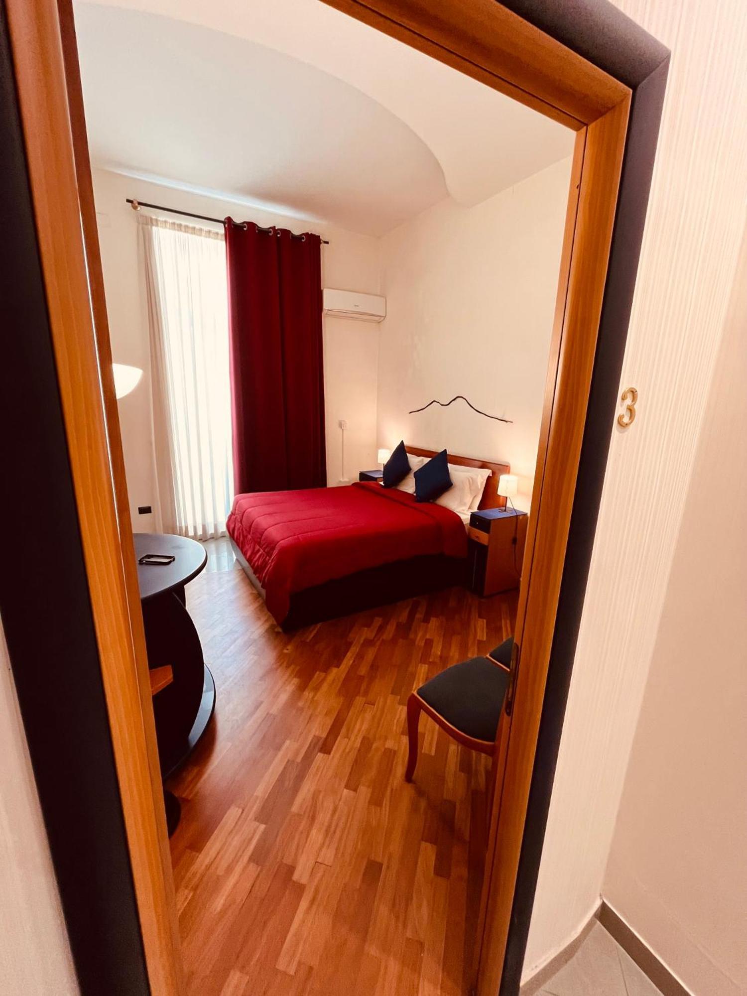 Lanova21 Bed & Breakfast Naples Luaran gambar
